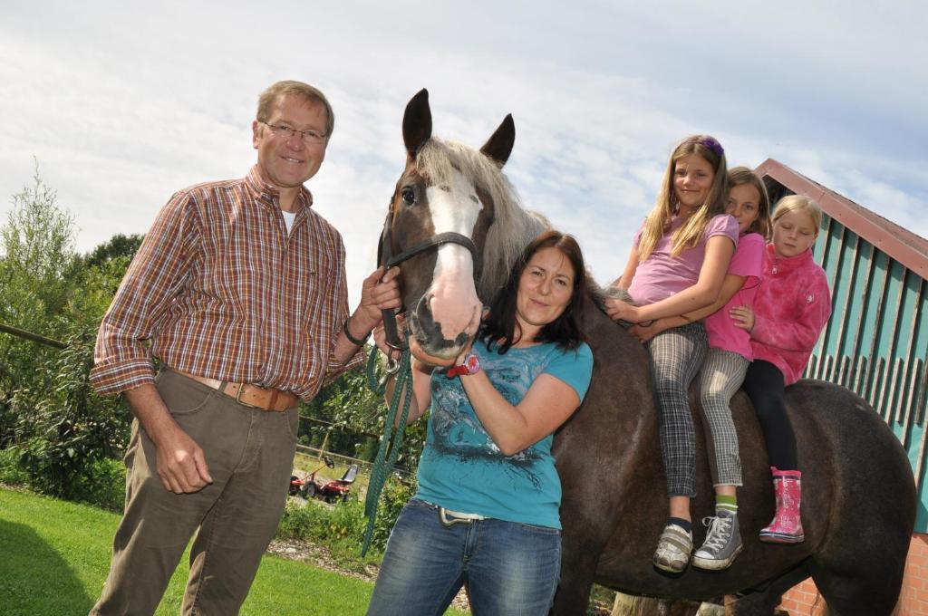 Ferienhof & Landhotel Laurenz Gronau  Bilik gambar